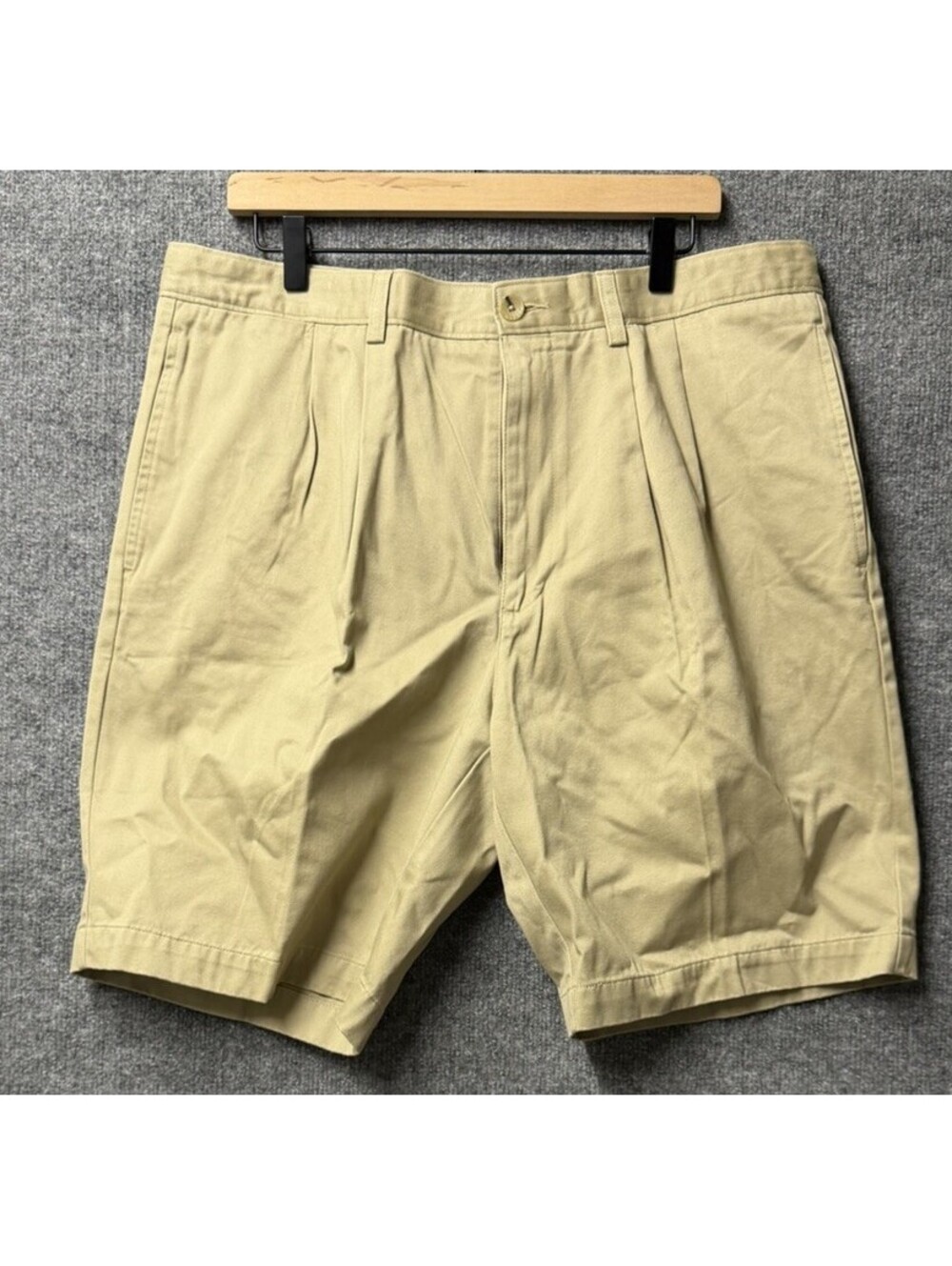 Cutter & Buck Khaki Chino Golf Shorts Men’s 38 NWT Flat Front $65 Retail